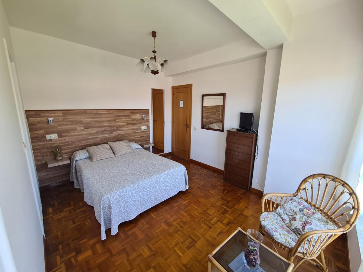 Hostal Playa Atlantica Guest house