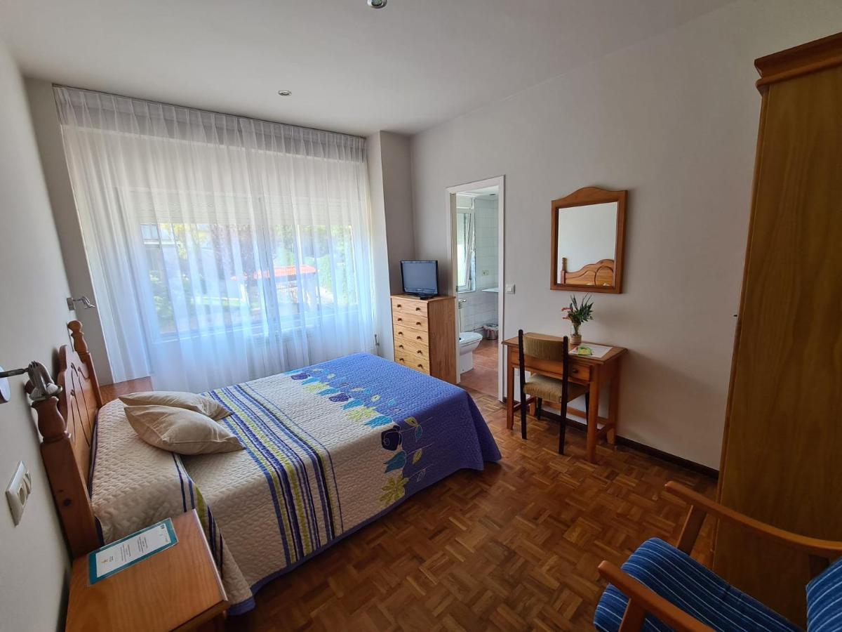 Hostal Playa Atlantica Louro